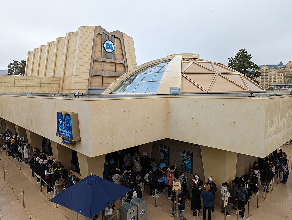 Monsters, Inc. Ride & Go Seek!